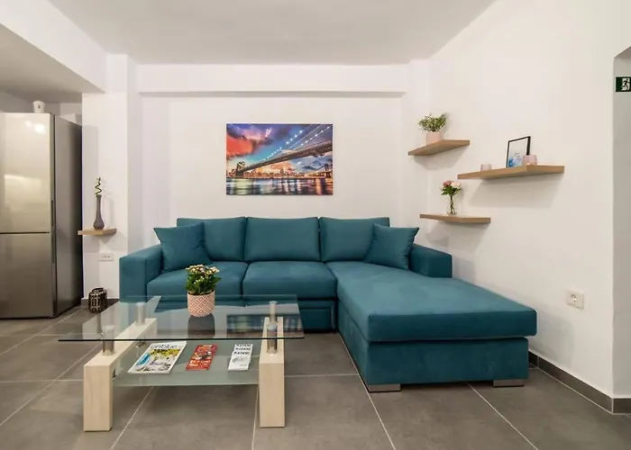 Brand New Aprt With Backyard In Lycabettus Hill !